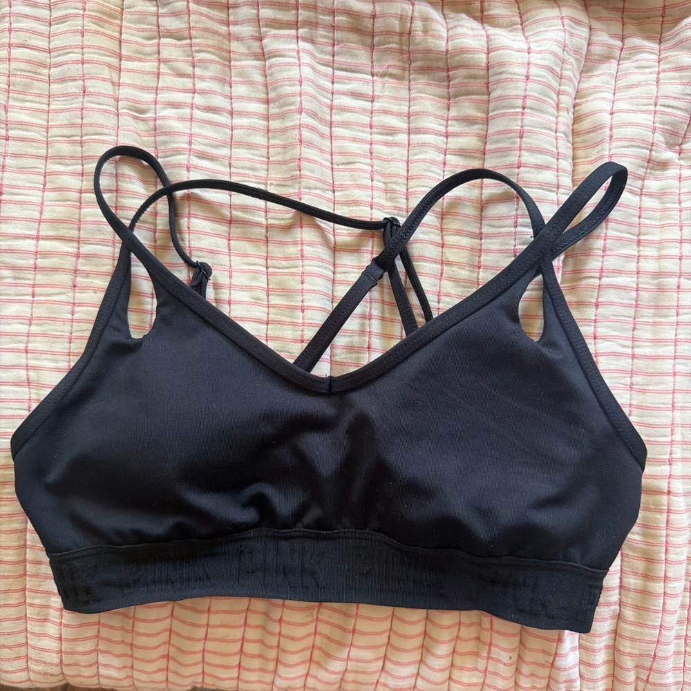 Black Women's Strappy Sports Bra